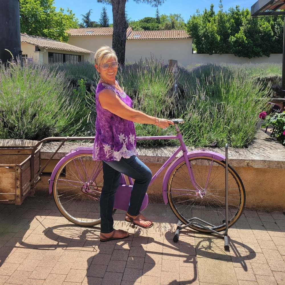 Meet your Posher, Paula